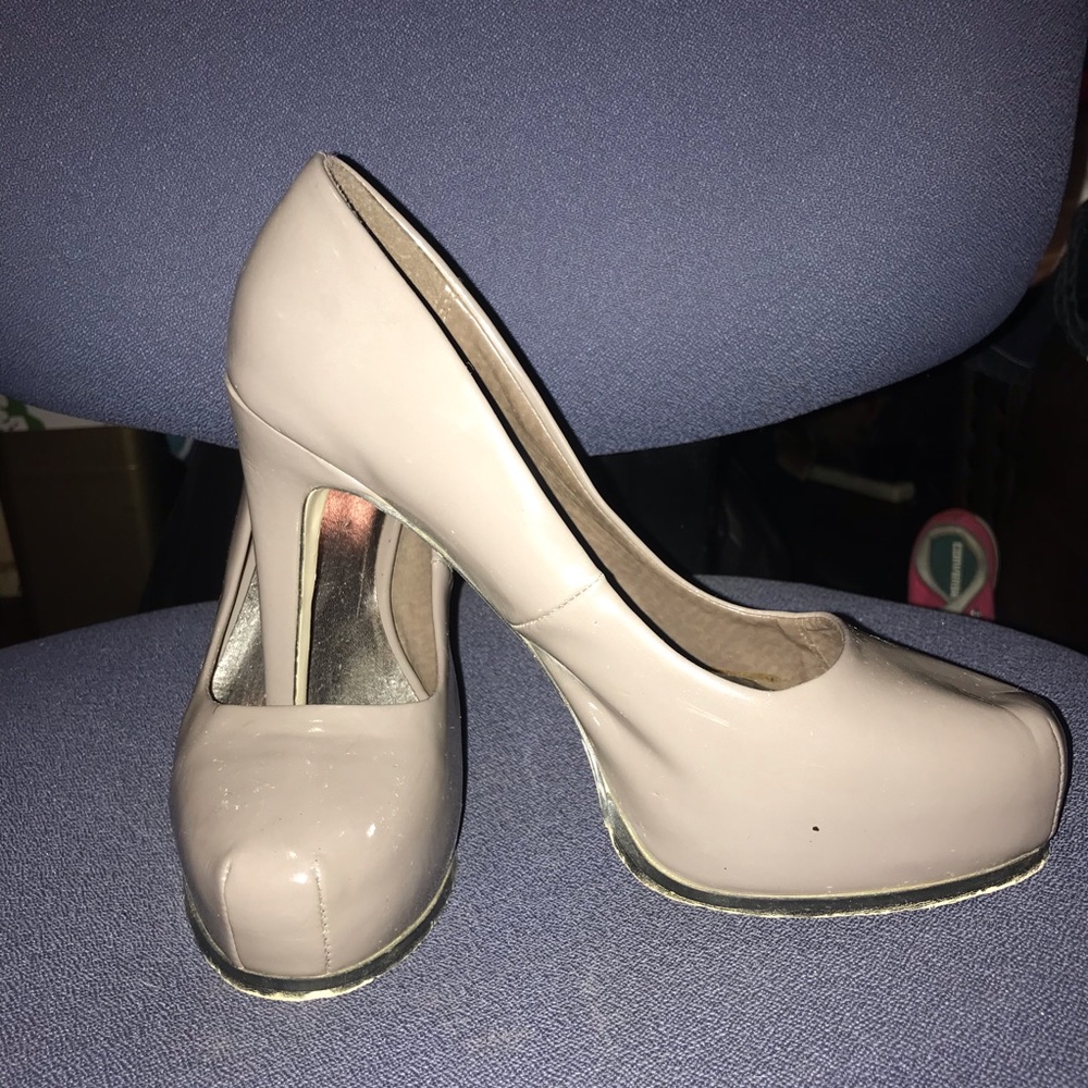 Grey Heels
